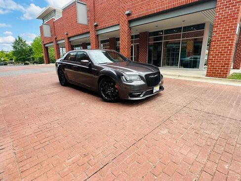 Used 2020 Chrysler 300 S RWD image 1