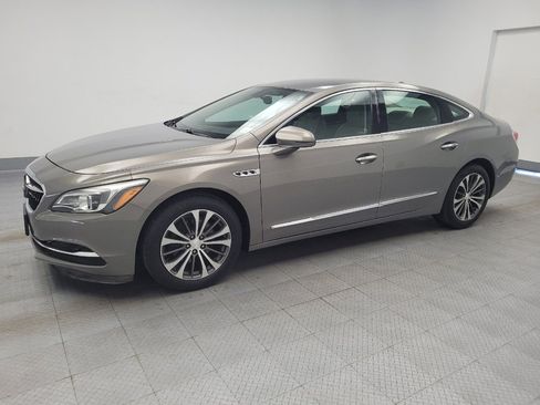 Used 2017 Buick LaCrosse Preferred image 2