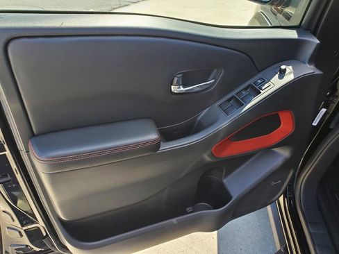 Certified 2025 Nissan Frontier Pro-X w/ Pro Premium Package image 17