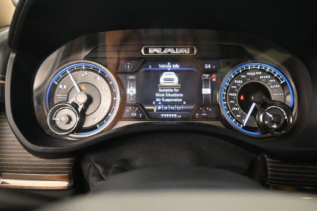 Used 2019 RAM 1500 Limited AWD/4WD image 13