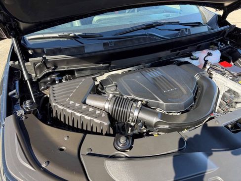 Used 2026 Chevrolet Traverse RS w/ LPO, Floor Liner Package AWD/4WD image 69