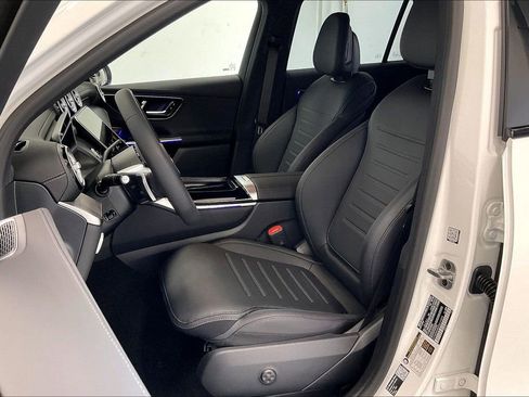 New 2026 Mercedes-Benz GLC 300 4MATIC image 9