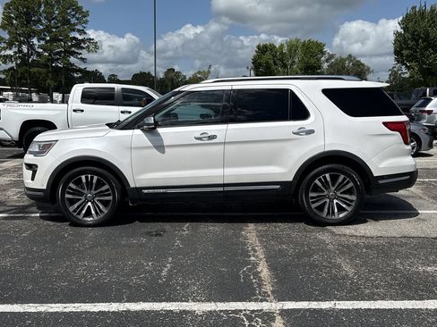 Used 2019 Ford Explorer Platinum AWD/4WD image 8