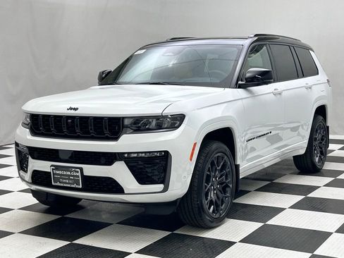 New 2026 Jeep Grand Cherokee L Summit AWD/4WD image 4