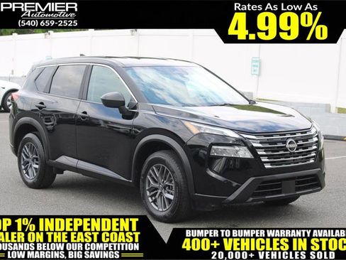 Used 2025 Nissan Rogue S AWD/4WD image 1