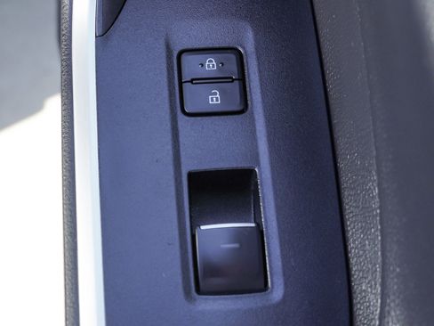 Used 2023 Toyota RAV4 XSE AWD/4WD image 28