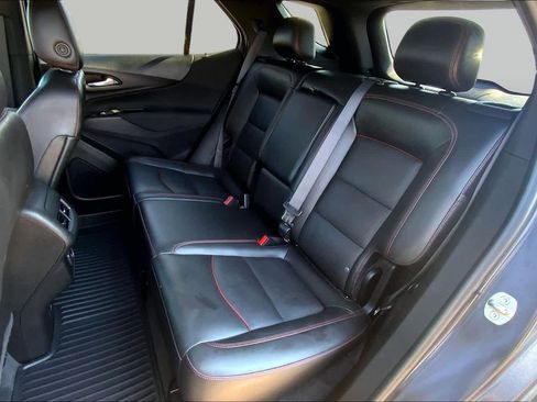 Used 2022 Chevrolet Equinox RS w/ RS Leather Package FWD image 21