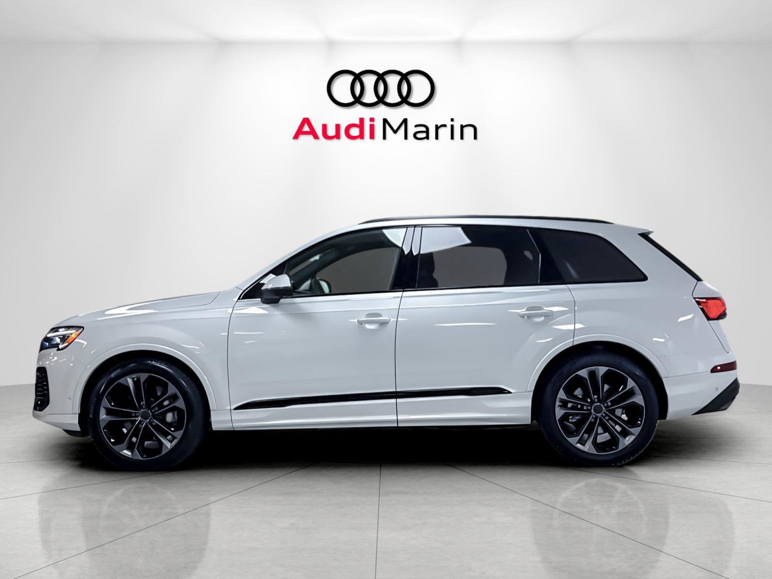 Certified 2026 Audi Q7 3.0T Premium Plus AWD/4WD image 2