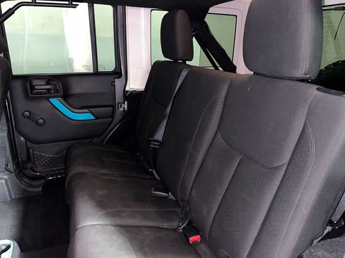 Used 2016 Jeep Wrangler Unlimited Sport AWD/4WD image 25