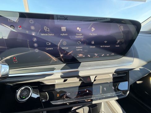 New 2026 Buick Envision Preferred AWD/4WD image 13