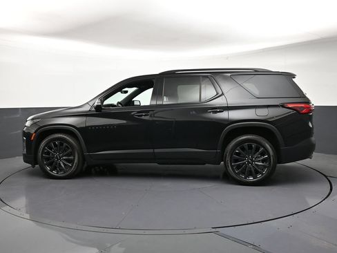 Used 2023 Chevrolet Traverse RS w/ LPO, Floor Liner Package AWD/4WD image 2