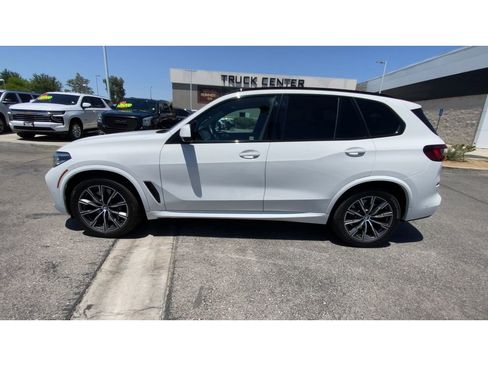 Used 2023 BMW X5 M50i w/ Climate Comfort Package AWD/4WD image 5