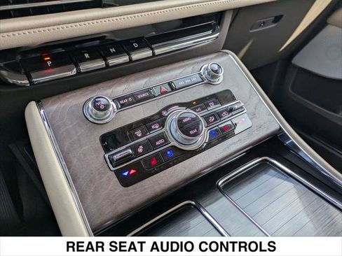 Used 2024 Lincoln Aviator Reserve w/ Equipment Group 201A AWD/4WD image 20
