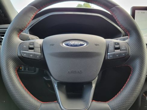 Certified 2023 Ford Escape ST-Line Select w/ Tech Pack #2 AWD/4WD image 12