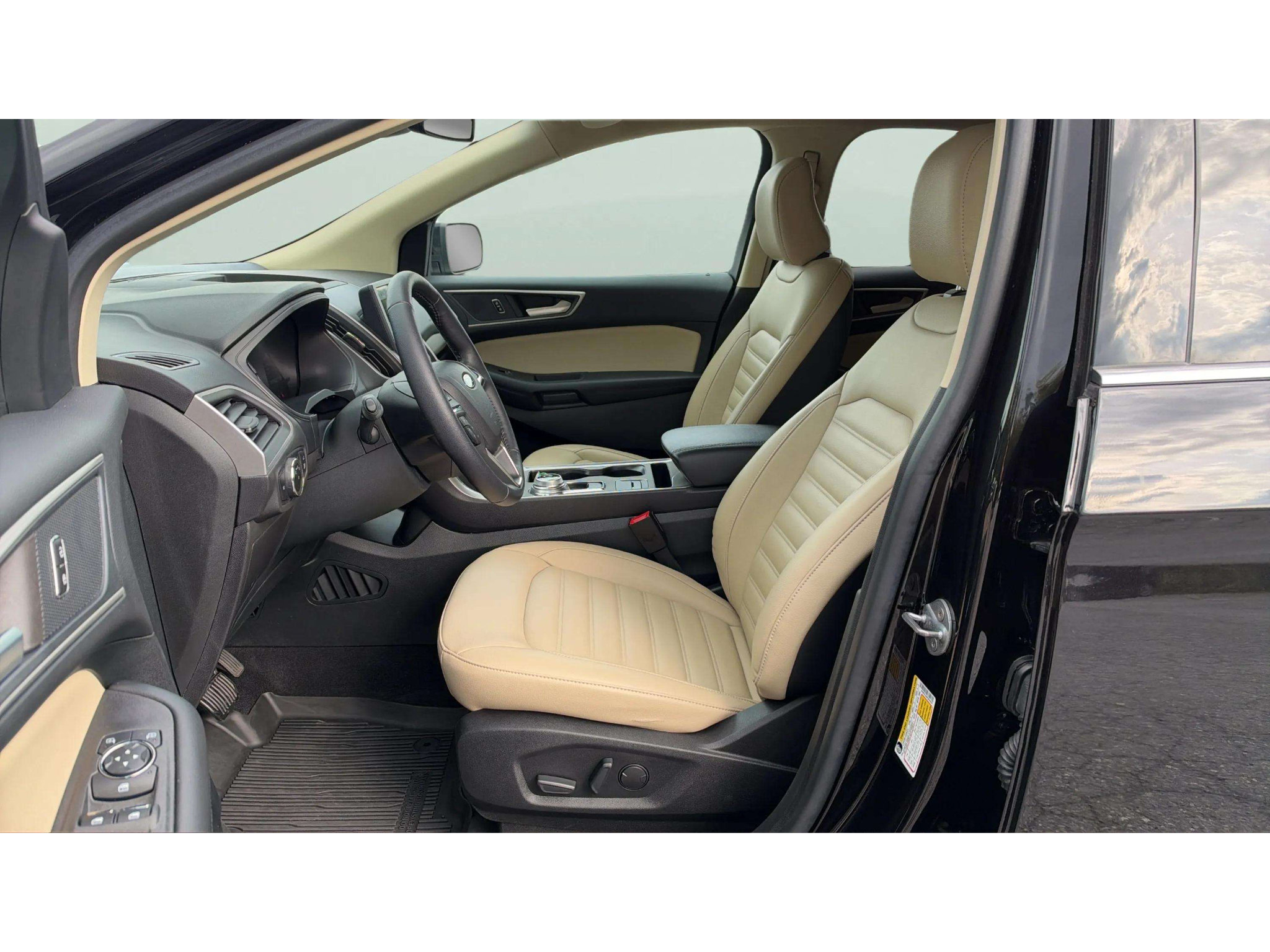 Used 2023 Ford Edge SEL w/ Convenience Package AWD/4WD image 10