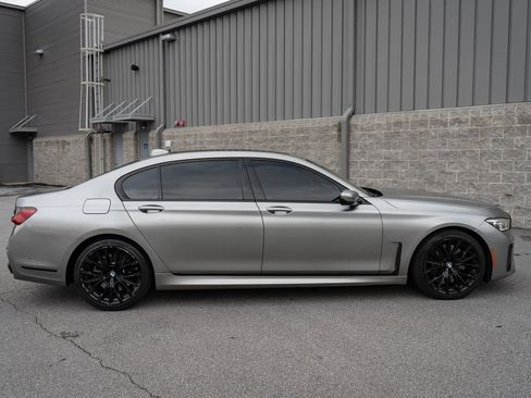 Used 2022 BMW 750i xDrive w/ Autobahn Package image 20