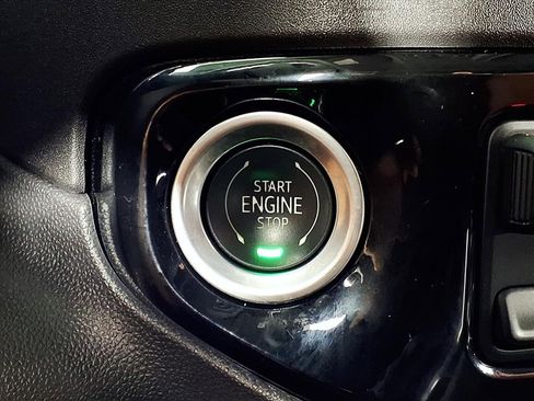 Used 2024 Chevrolet Silverado 1500 LTZ w/ LTZ Convenience Package II image 7