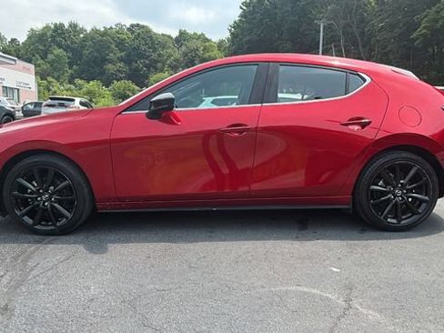 Used 2024 MAZDA MAZDA3 s FWD image 8