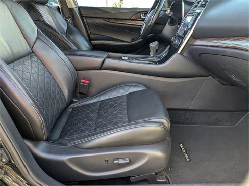 Used 2018 Nissan Maxima Platinum image 30