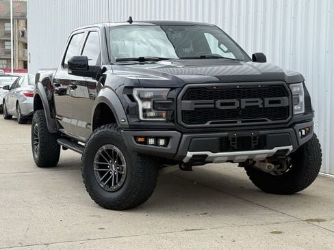 Used 2019 Ford F150 Raptor w/ Equipment Group 802A Luxury image 1