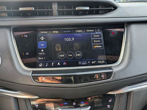 Used 2024 Cadillac XT5 Premium Luxury image 21