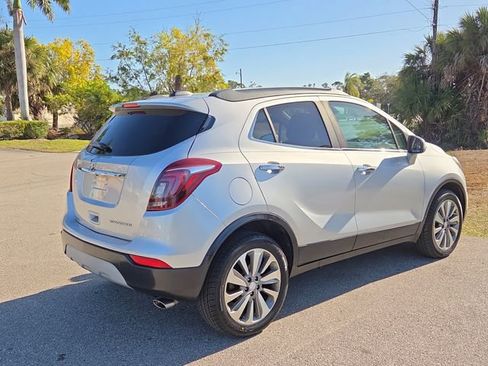 Used 2019 Buick Encore Preferred w/ Safety Package image 4
