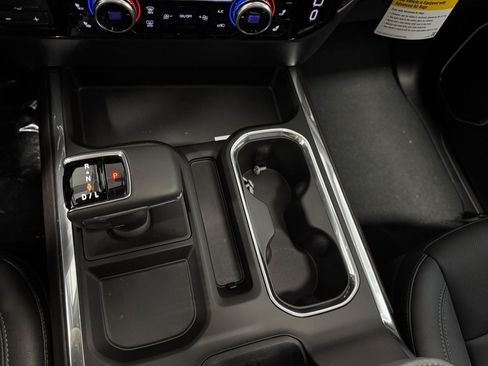 New 2026 GMC Sierra 1500 SLT w/ SLT Premium Plus Package image 21