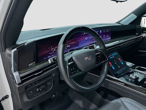 Used 2025 Cadillac Escalade Premium Luxury w/ Touring Package RWD image 9