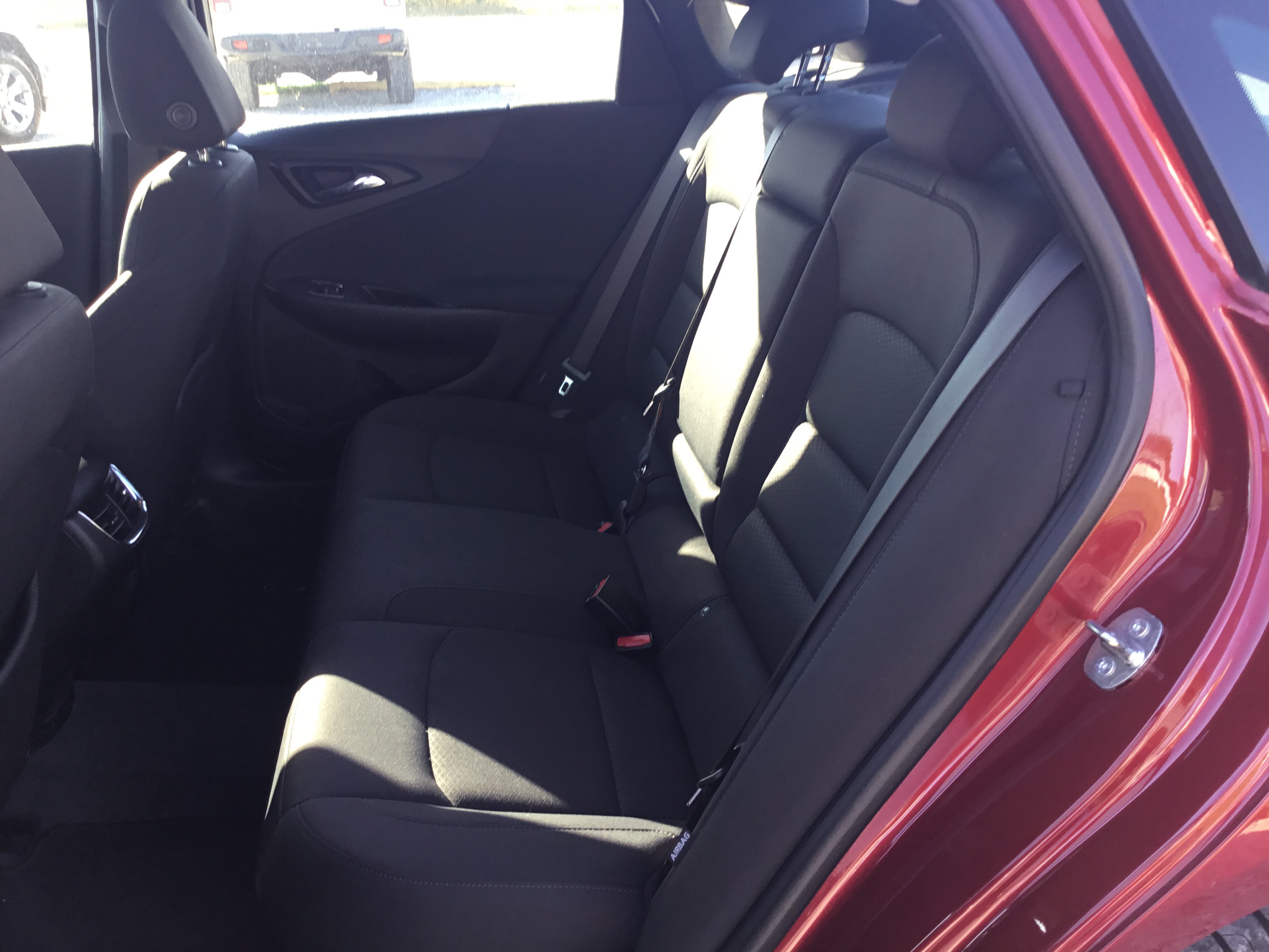 Used 2019 Chevrolet Malibu LT w/ Driver Confidence Package II FWD image 11