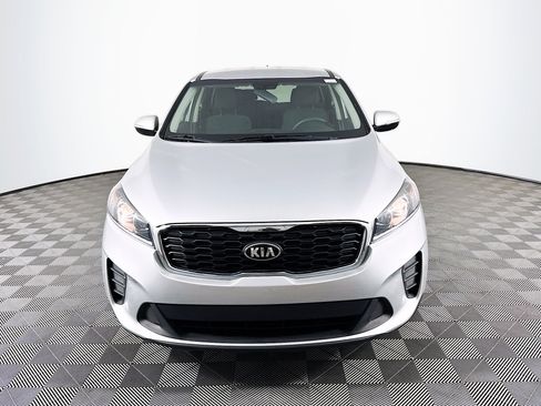 Used 2020 Kia Sorento LX image 2