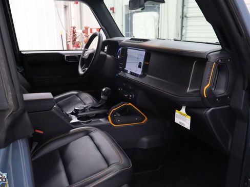 Certified 2024 Ford Bronco Badlands image 30