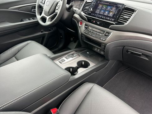 New 2026 Honda Ridgeline RTL image 16