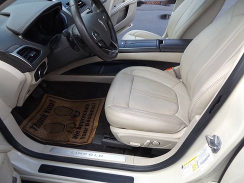 Used 2016 Lincoln MKZ AWD w/ Equipment Group 200A Select image 13