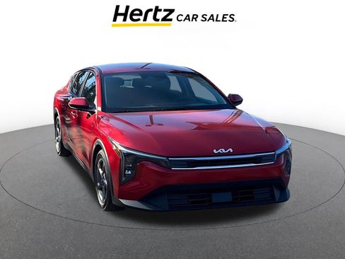 Used 2025 Kia K4 LXS FWD image 1