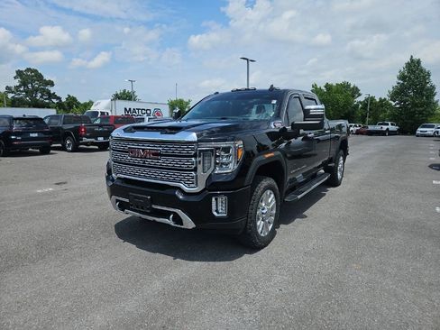 Used 2020 GMC Sierra 3500 Denali w/ Denali Ultimate Package AWD/4WD image 3