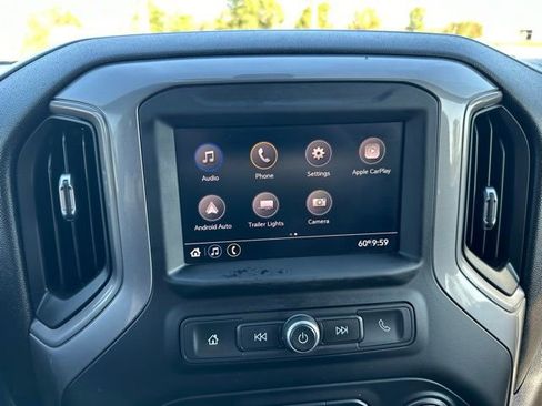 Used 2021 Chevrolet Silverado 2500 Custom w/ Custom Convenience Package image 27