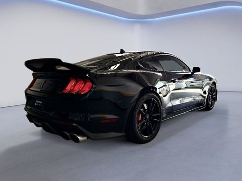 Used 2020 Ford Mustang Shelby GT500 w/ Technology Package RWD image 3