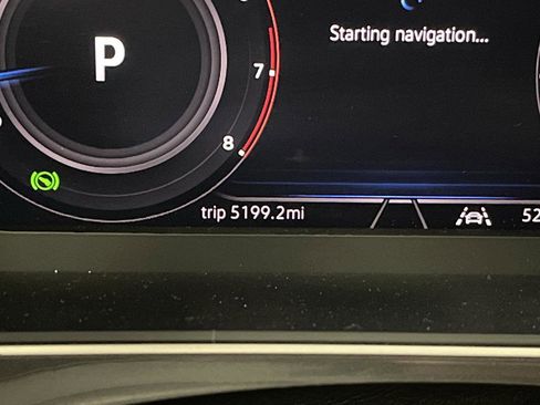 Used 2024 Volkswagen Tiguan SEL R-Line image 6