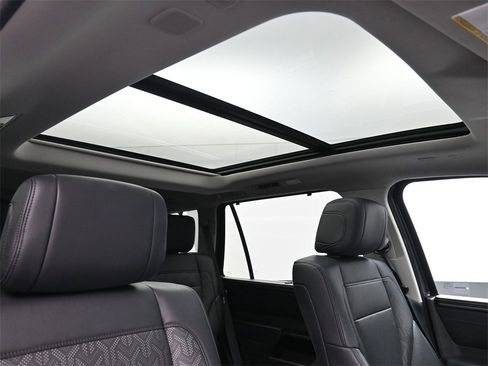 Used 2024 Toyota Sequoia Limited image 23