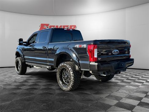 Used 2019 Ford F250 Lariat w/ Lariat Ultimate Package image 3