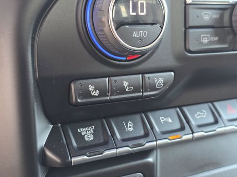 Used 2023 Chevrolet Silverado 3500 High Country AWD/4WD image 25