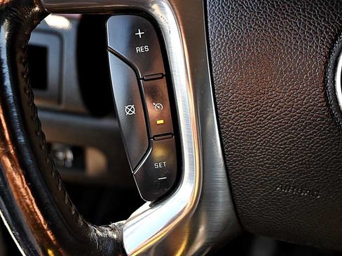 Used 2007 GMC Sierra 3500 SLT w/ Entertainment Package RWD image 23