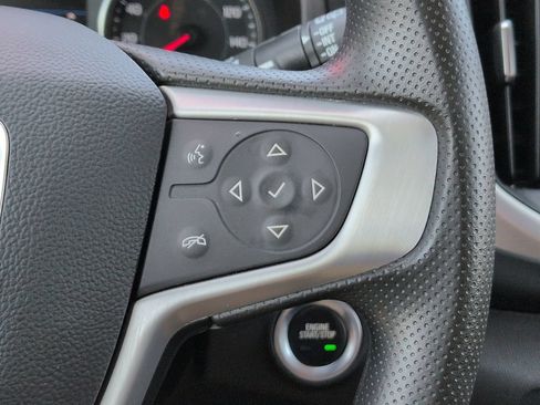 Used 2024 GMC Terrain SLE w/ Driver Convenience Package FWD image 25