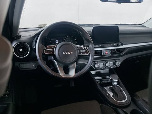 Used 2024 Kia Forte LXS image 17