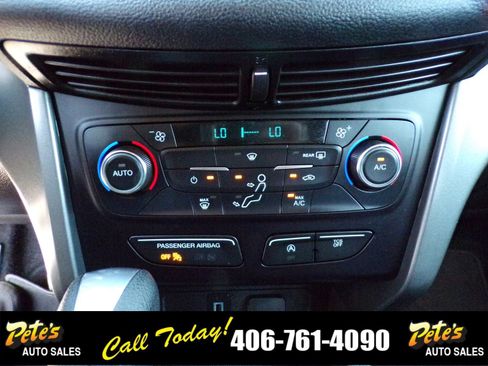 Used 2017 Ford Escape SE image 25