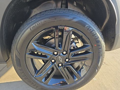 New 2026 Chevrolet Trax ACTIV w/ Driver Confidence Package FWD image 33