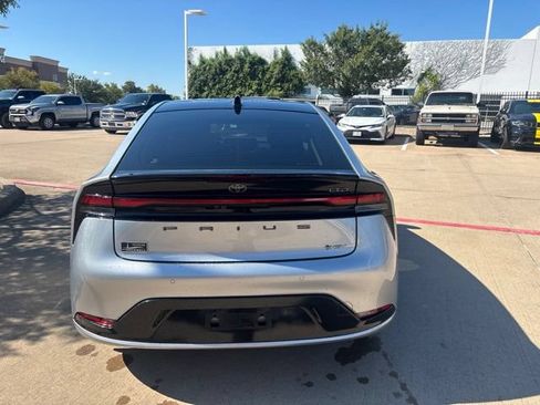 Used 2024 Toyota Prius Limited w/ Limited Premium Package FWD image 6