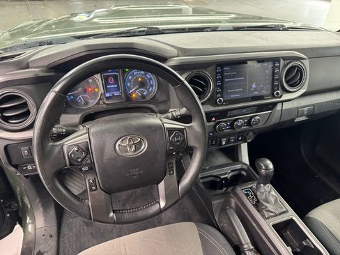 Used 2021 Toyota Tacoma TRD Sport w/ Technology Package RWD image 8