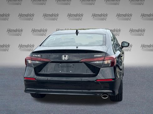 Used 2025 Honda Civic Sport image 8