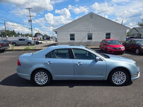 Used 2010 Ford Fusion Hybrid FWD image 5